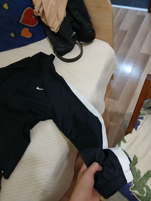 Мъжки поли-плетен анцуг Nike Sportswear Club в черно и бяло,