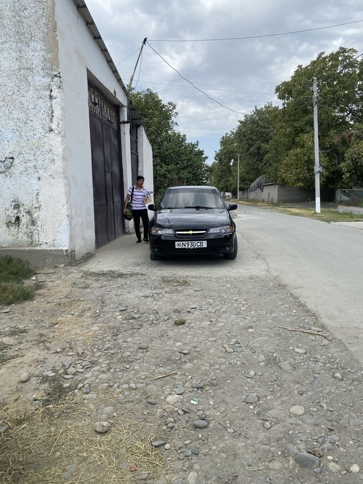 Nexia 2 sotiladi 1,5dons