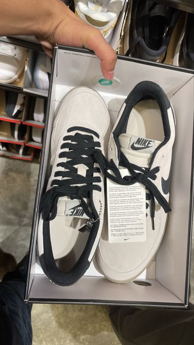 Nike кроссовки оргинал продаеться