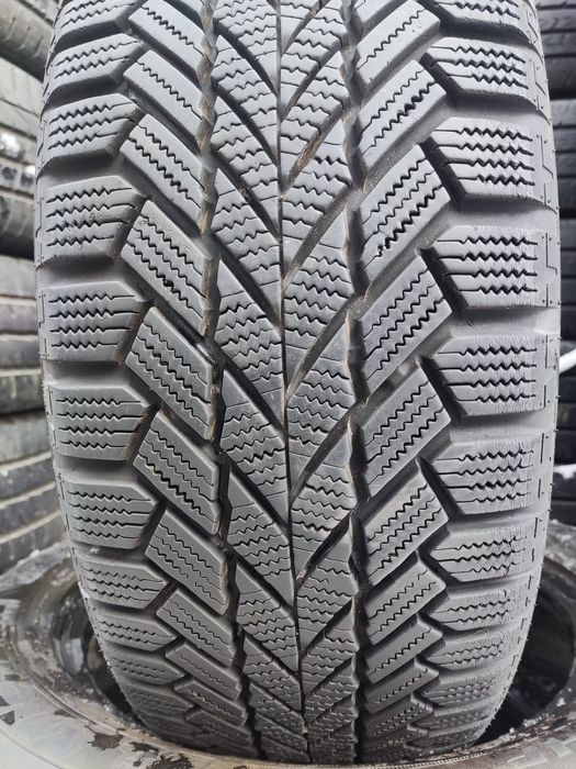 1бр. зимна гума 205/60/16 Giti Winter 
dot21
6.87mm
Добро състояние на