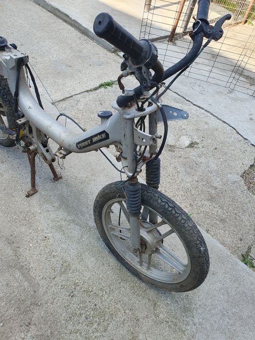 Scuter mini mobră first bike