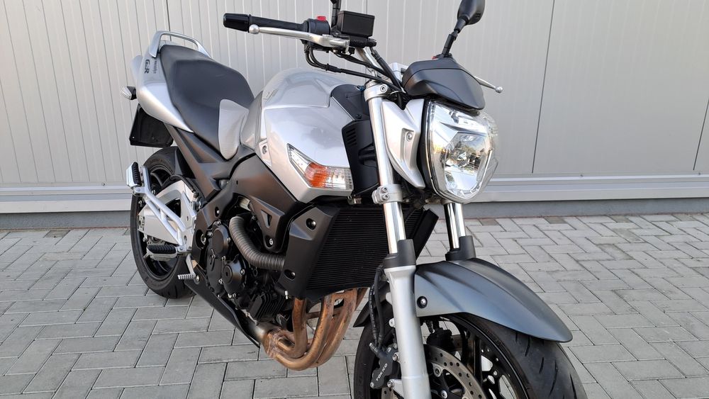 Suzuki gsr600 2007 garanție
