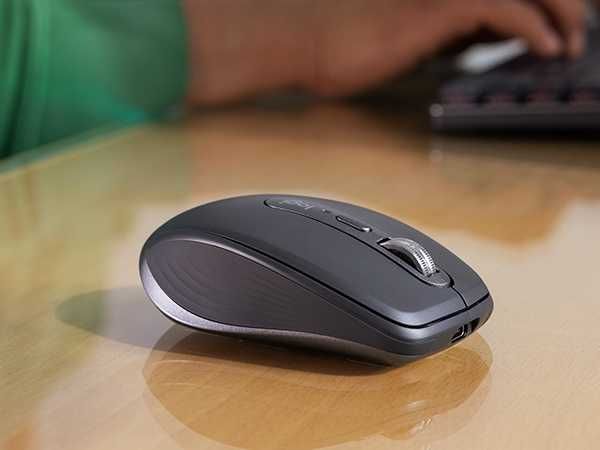 Logitech MX Anywhere 3S — компактная беспроводная мышь. Есть доставка