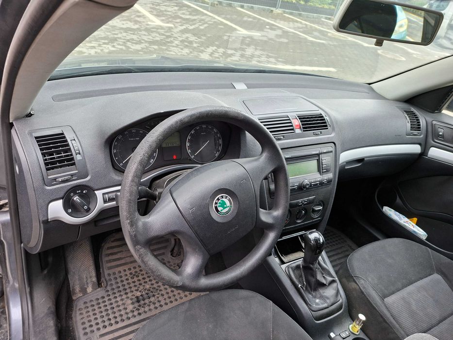 Vand Skoda Octavia 2  1,9 tdi  an 2006 ,stare tehnica foarte buna