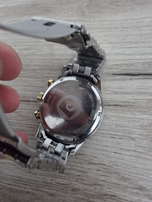 Ceas elegant pentru bărbați, marca Pierre Cardin, aflat în stare impec