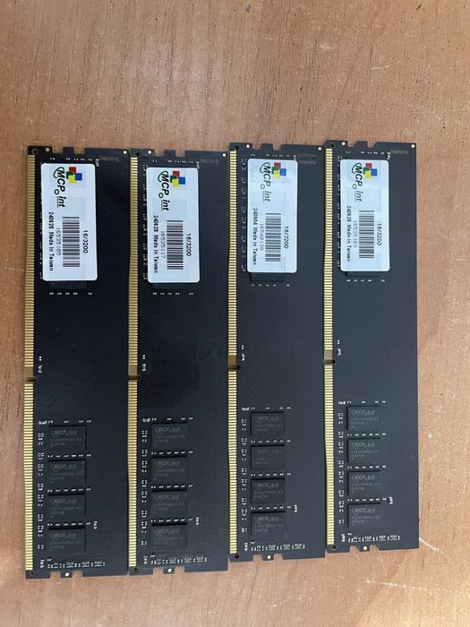 ОЗУ на ПК DD4 - 16Gb, 3200Ghz