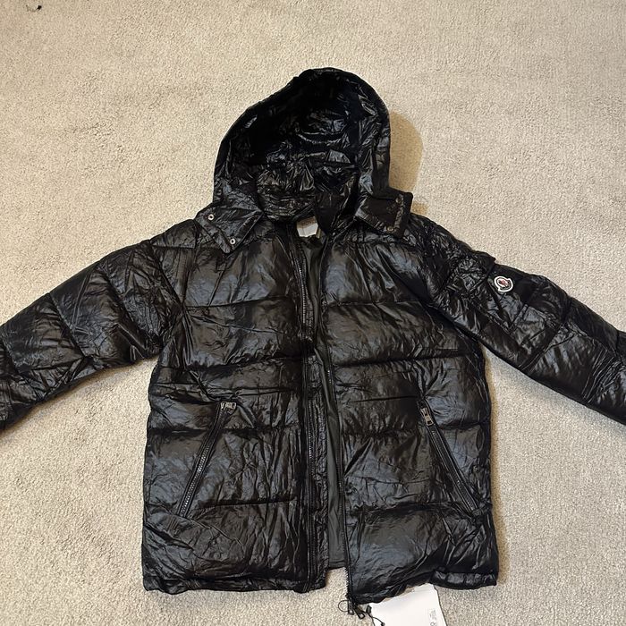 Moncler size M зимно яке мъжко