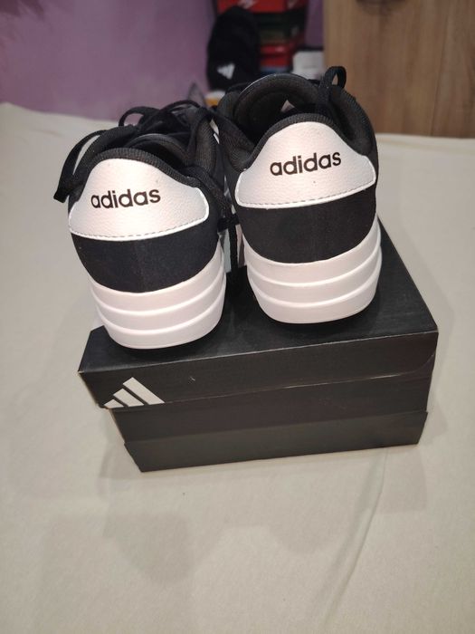 Оригинални маратонки ADIDAS