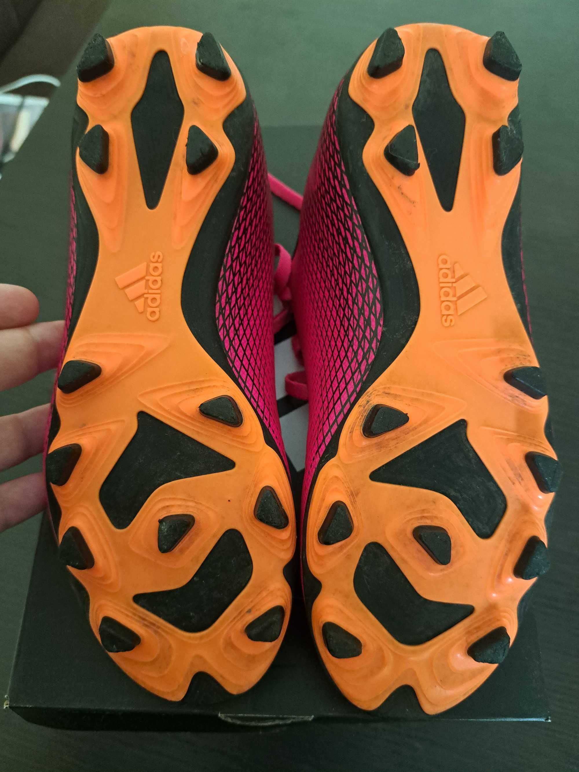 Adidas Футболни Обувки 36 номер