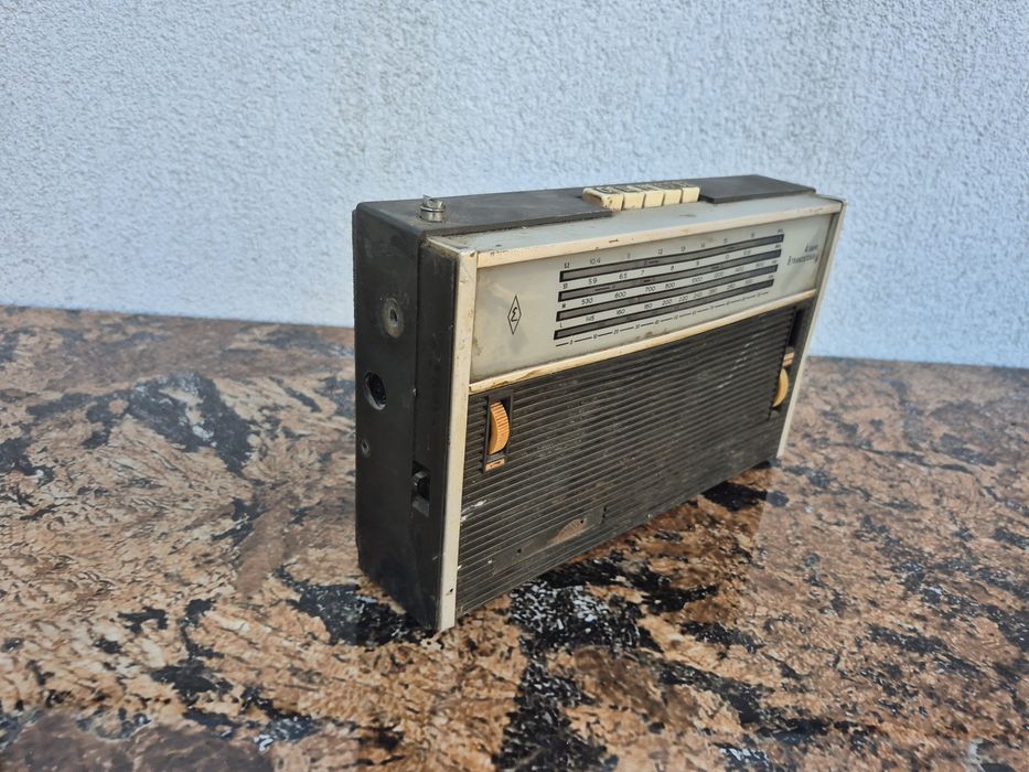 Radio receptor portabil marca Albatros S681T fabricat de Electronica