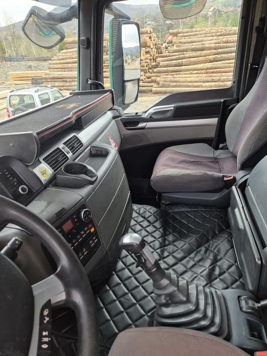 Man 26 480..transport forestier lemn..macara