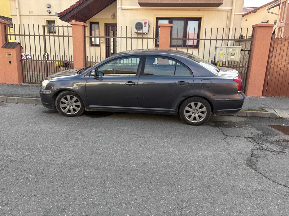 Toyota Avensis 2.0 D-4D. Climatronic