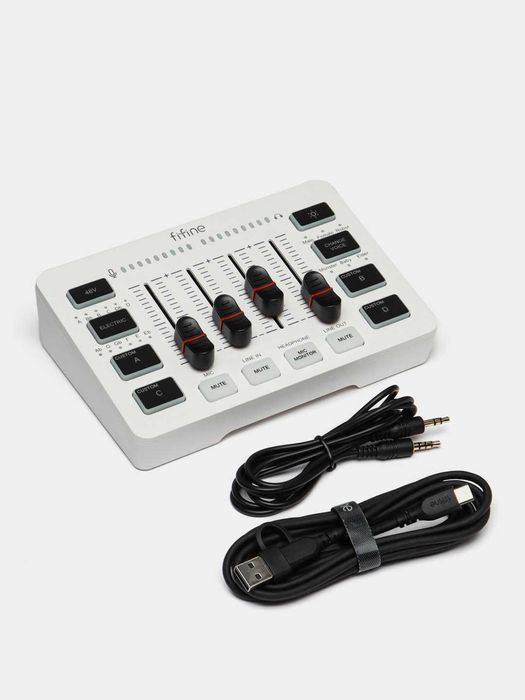 Звуковая карта для стримеров и блогеров fifine CS3