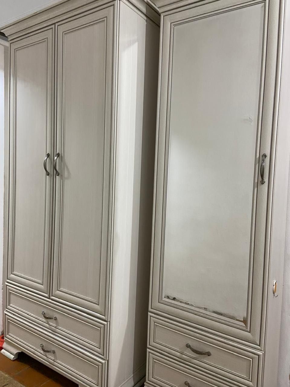 Продам мебель в отличном состояний