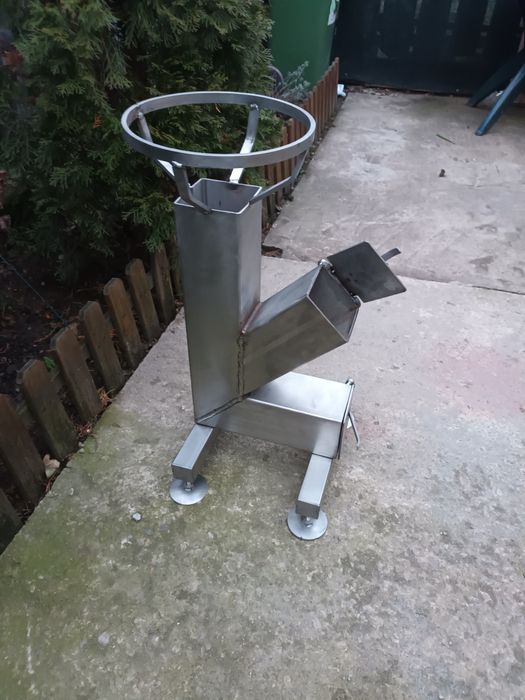 Soba racheta inox in totalitate 100x100x4mm si 150x150x4mm