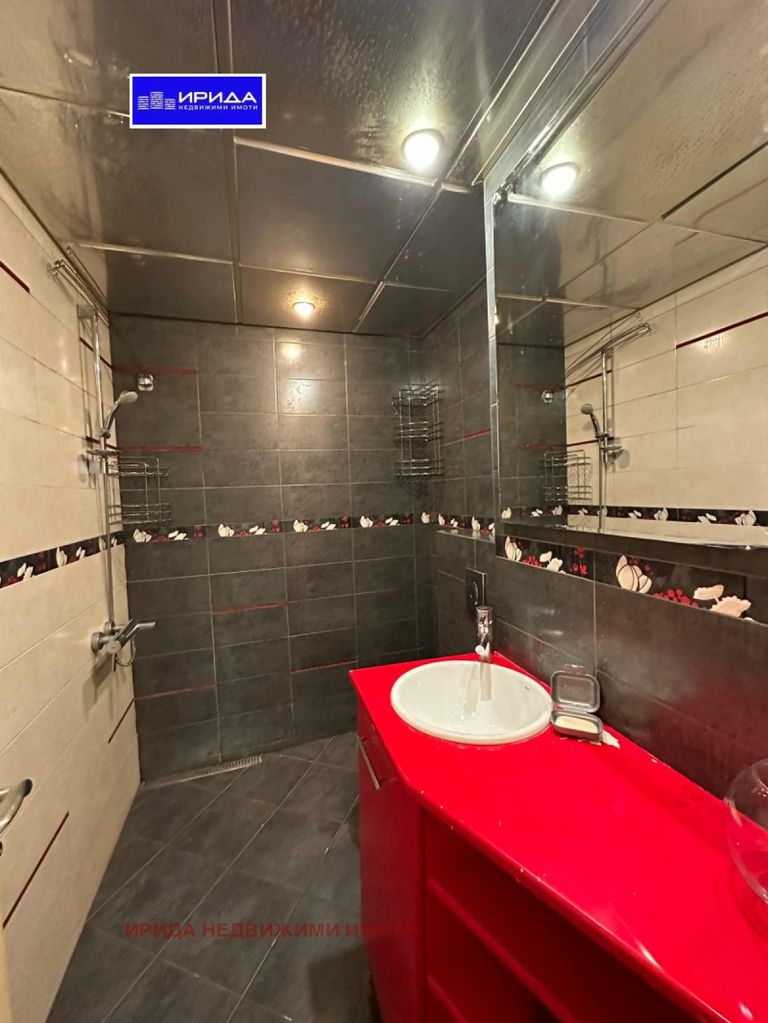 Продава се Тристаен апартамент в София, Гоце Делчев - 84 кв.м за 3453 €/кв.м - Снимка #10