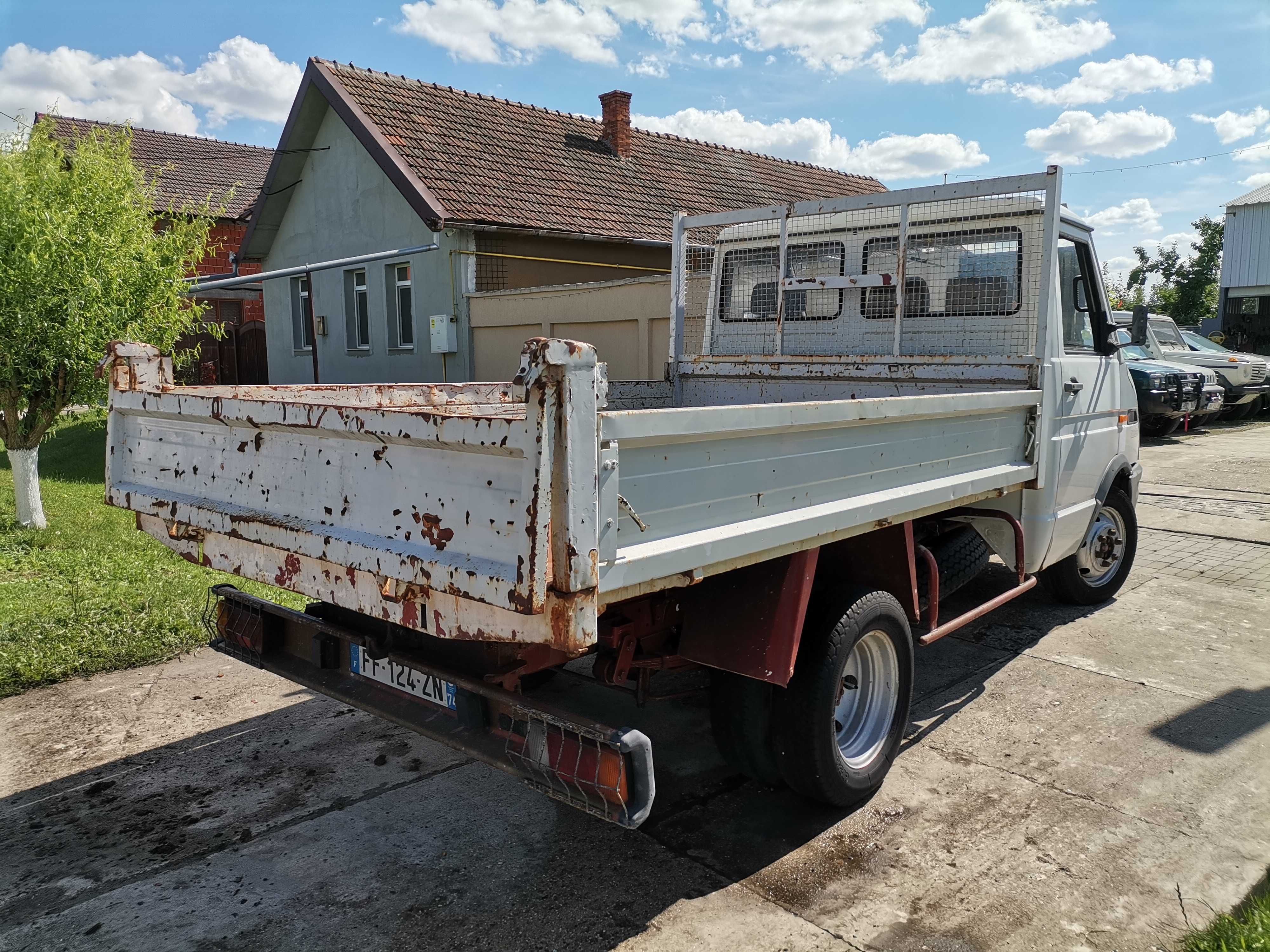 Iveco daily basculabil