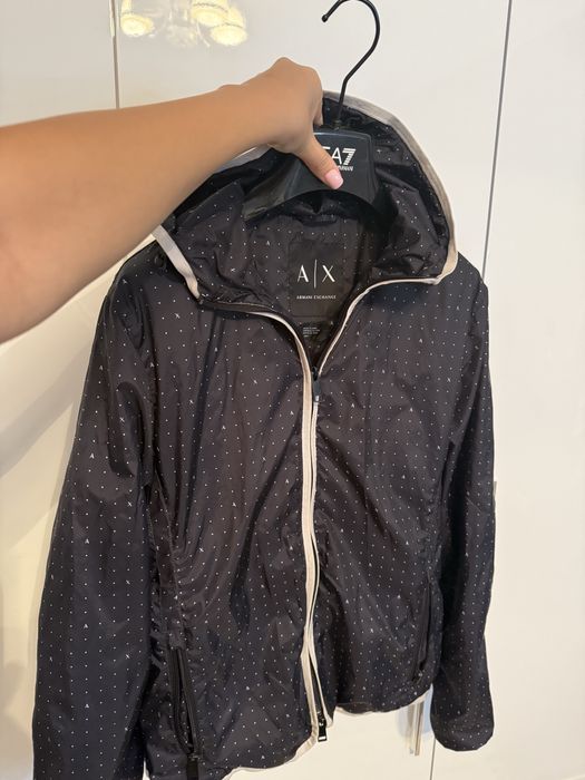 Armani преходно якенце