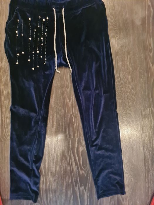 Trening catifea albastră  mar M la 180lei Timișoara