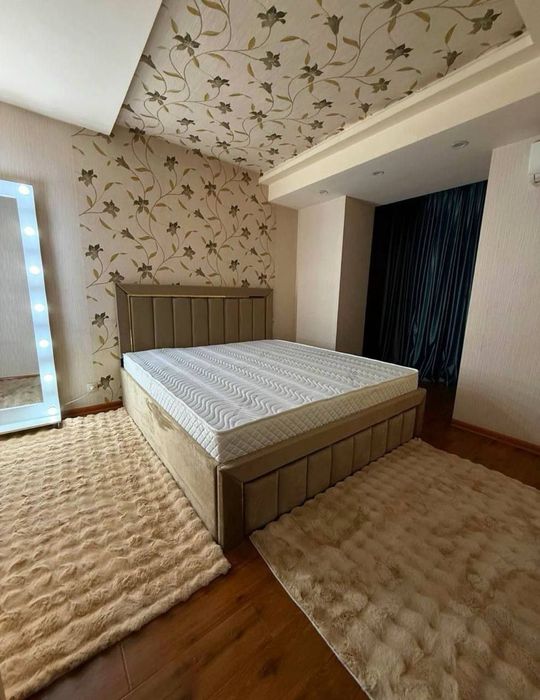 Продаётся Квартира 2/4/18 Дархан Московские высотки метро Х.Алиджана