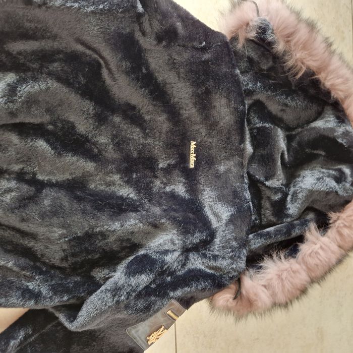 Geaca de blana naturala cu gluga