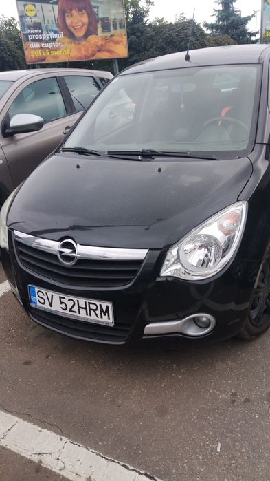 Vând Opel agila 2010
