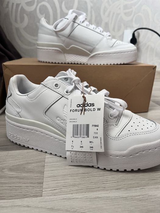 Дамски кецове Adidas forum bold