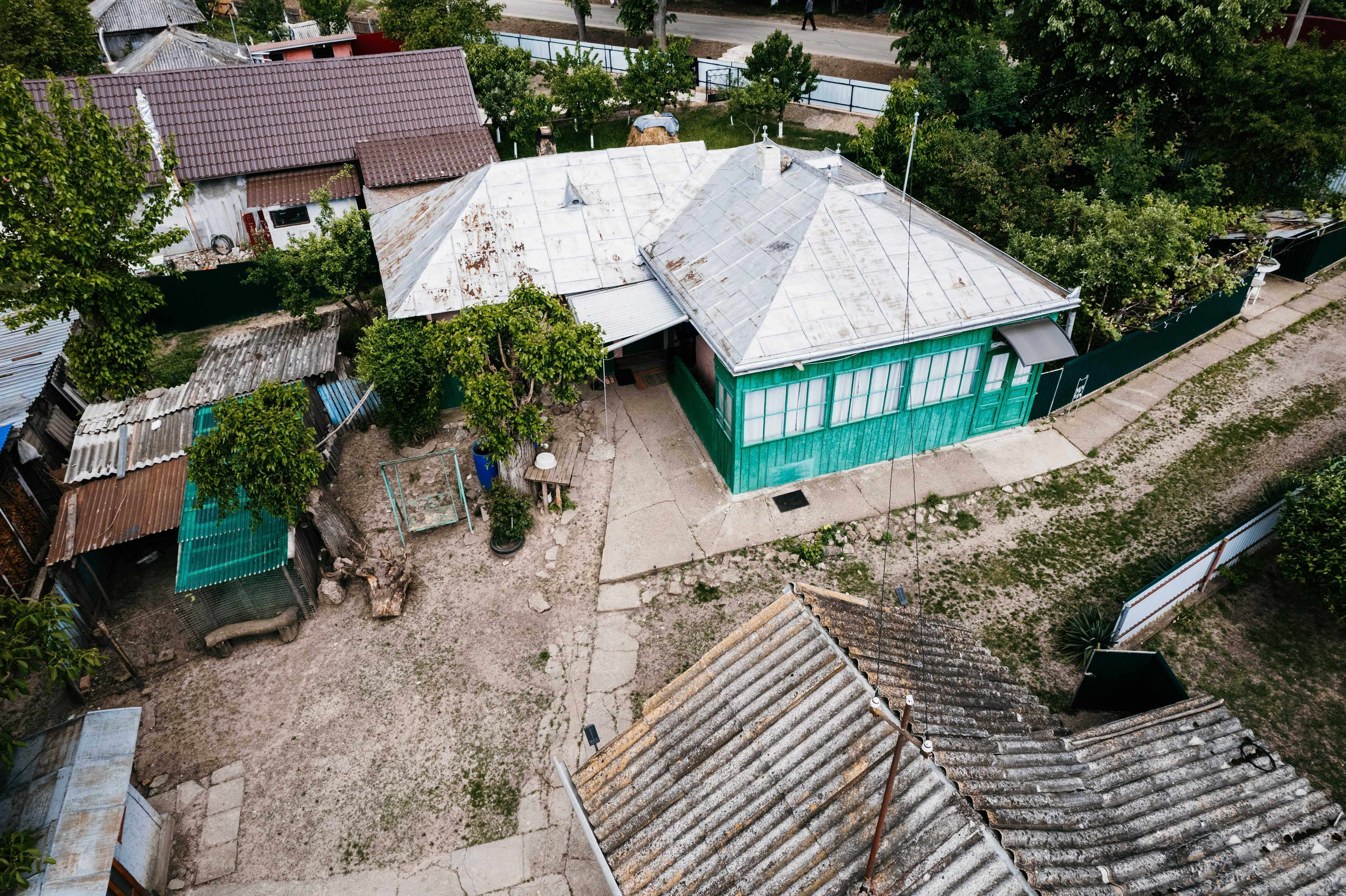 Casa cu teren mare