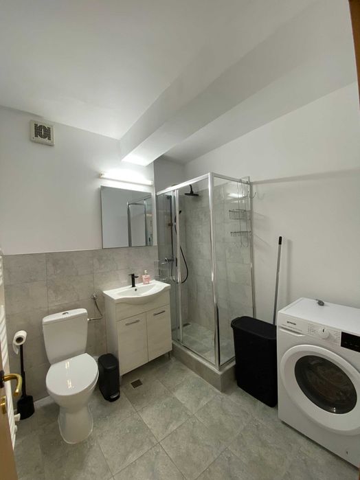 PF Închiriez apartament decomandat 2 dormitoare bloc nou MOL Zorilor