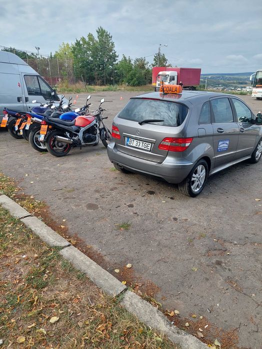 Scoala de soferi  categoria B,A1,A2,A Botosani