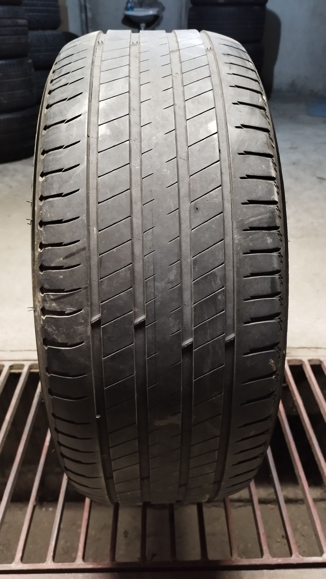 Michelin 245/50/19