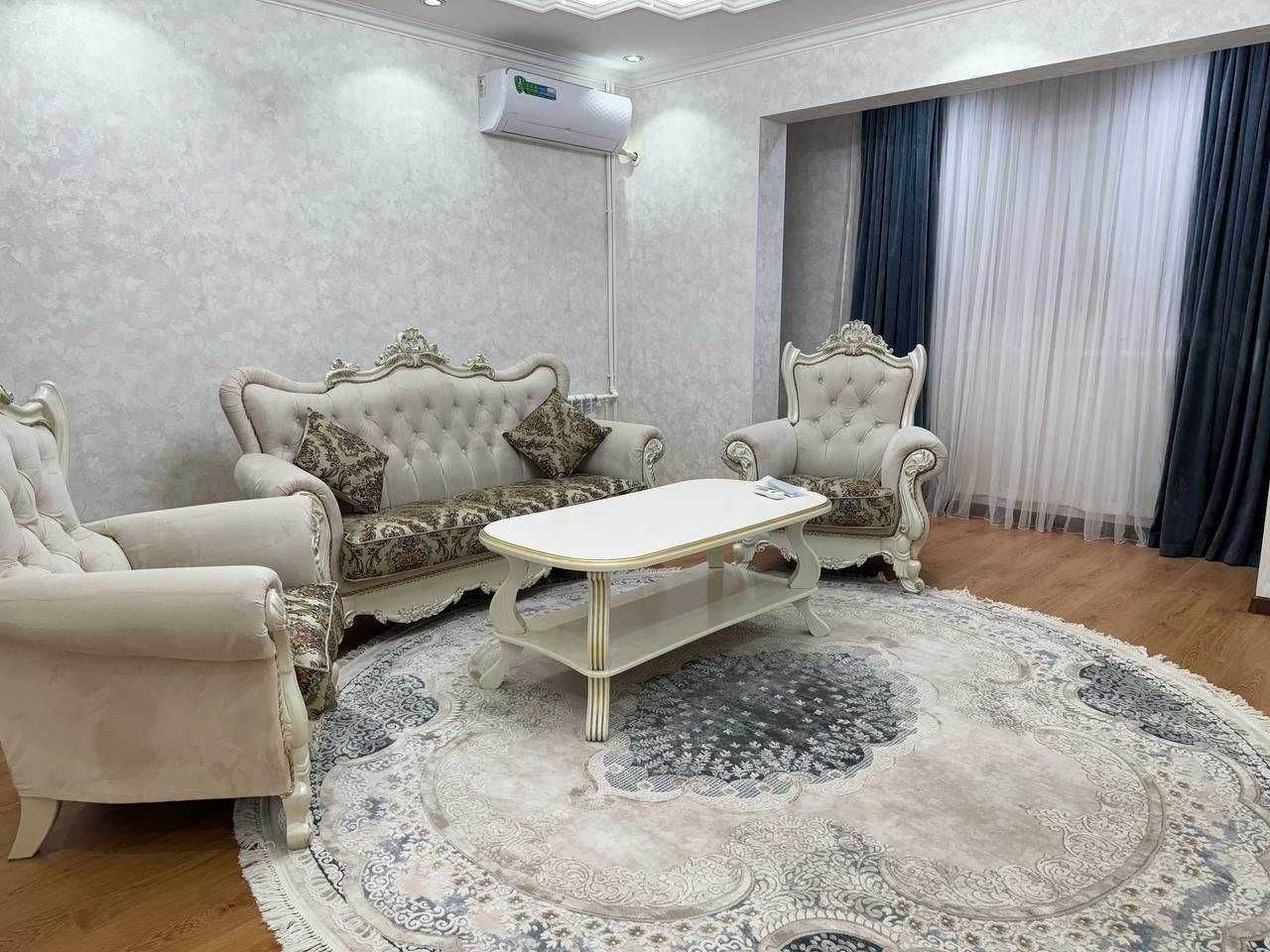 Прекрасная квартира на НОВОМСКОВСКОЙ 2х комнатная с мебелью и техникой