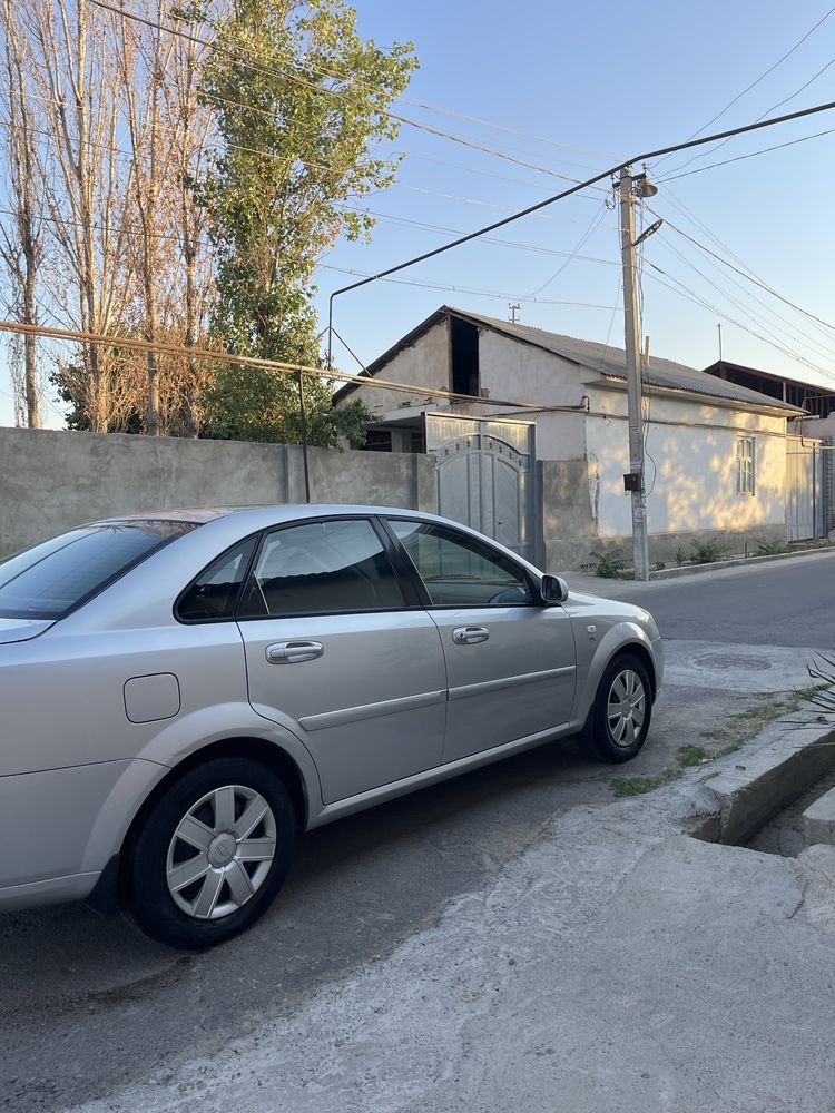 Lasetti 1.8 benzin-propan