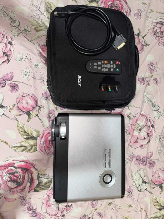 Проектор Acer PD525 (DLP)