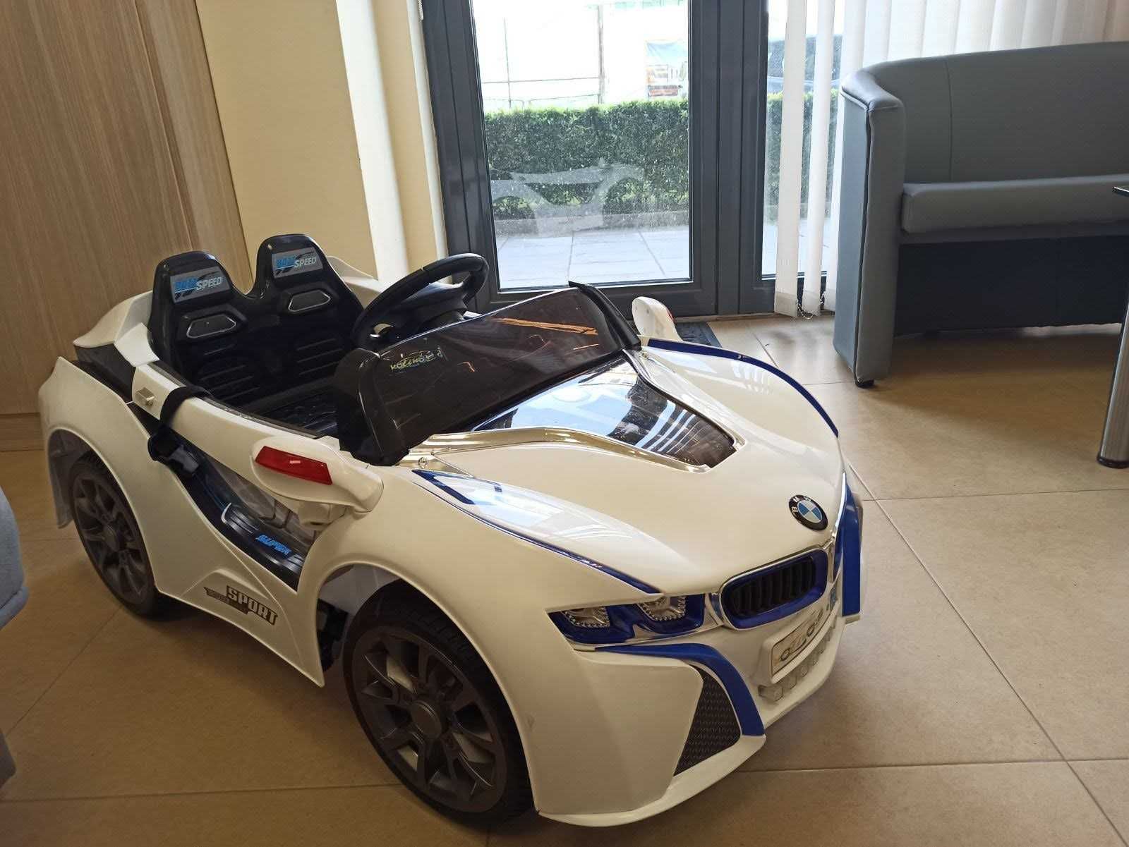 Детска електрическа кола BMW, 12V, нова батерия, дистанционно, радио