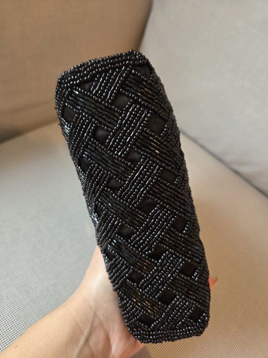 Дизайнерска вечерна чантичка с мъниста