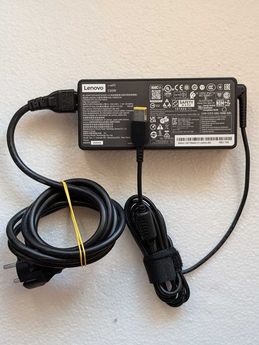 Alimentator Lenovo 135W 20V 6,75A