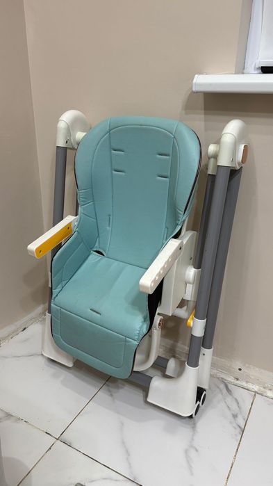 Детский кормящий стол