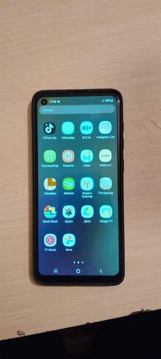 Продам телефон Самсунг