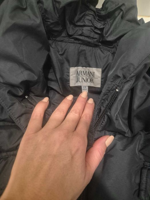 Яке Armani Junior