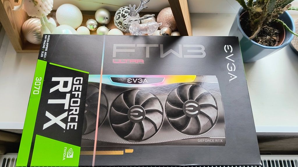ПРОМО! Геймърска видео карта EVGA GeForce RTX 3070 Ultra FTW3 Gaming 8