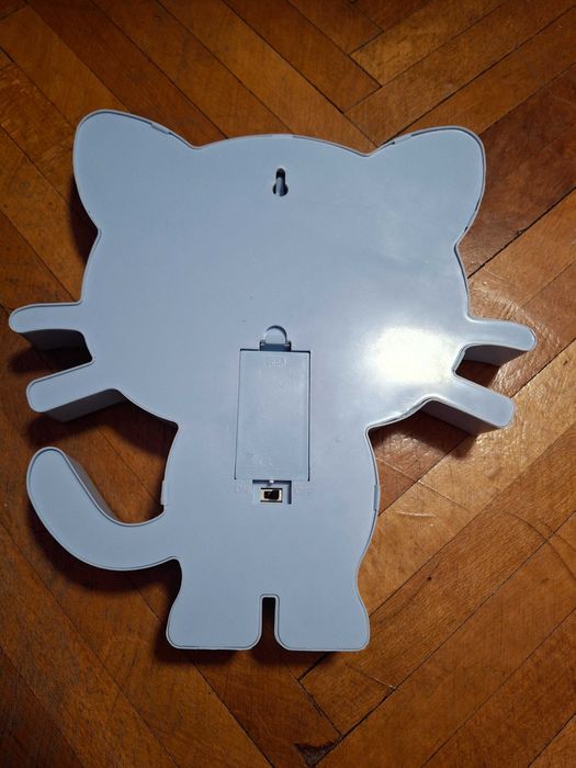 Tablouri cu lampa pt camera copilului