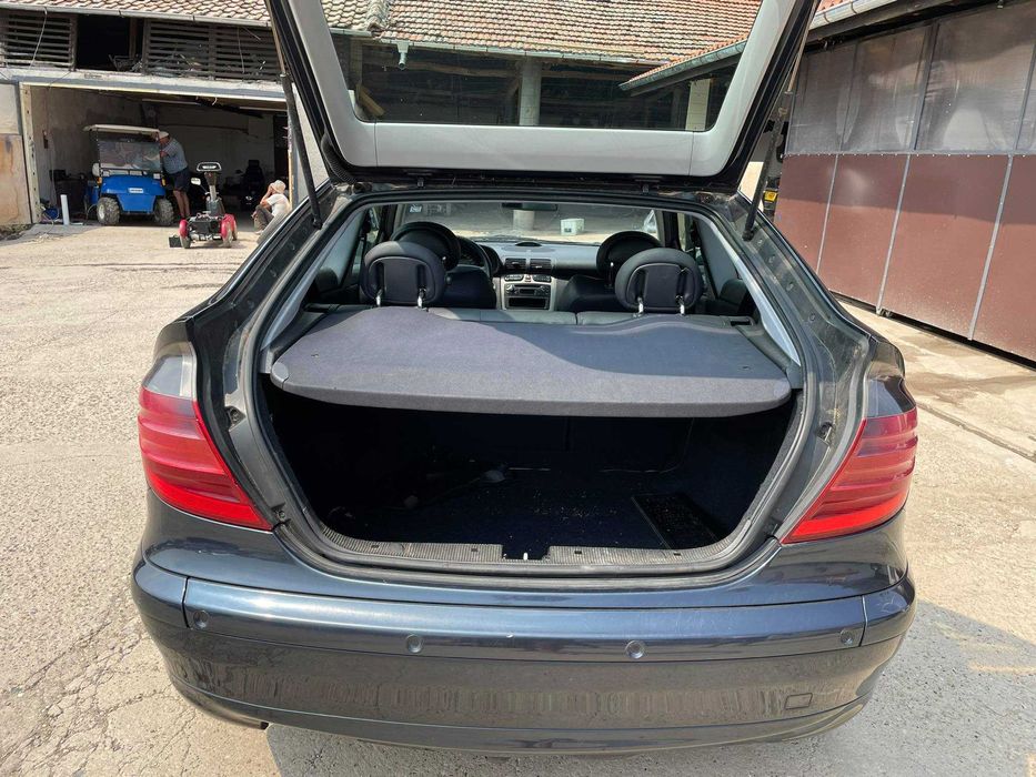 Само на части Mercedes-Benz C 200 2.0 компресор