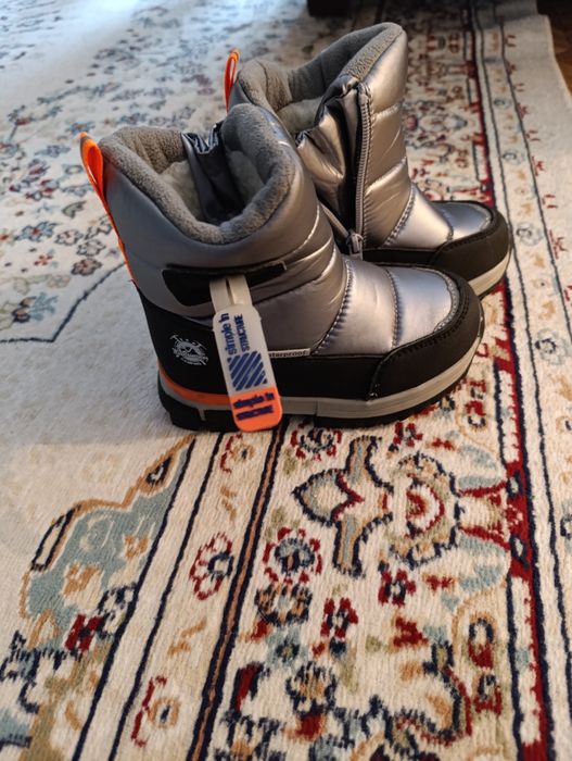 Продам зимние дутыши