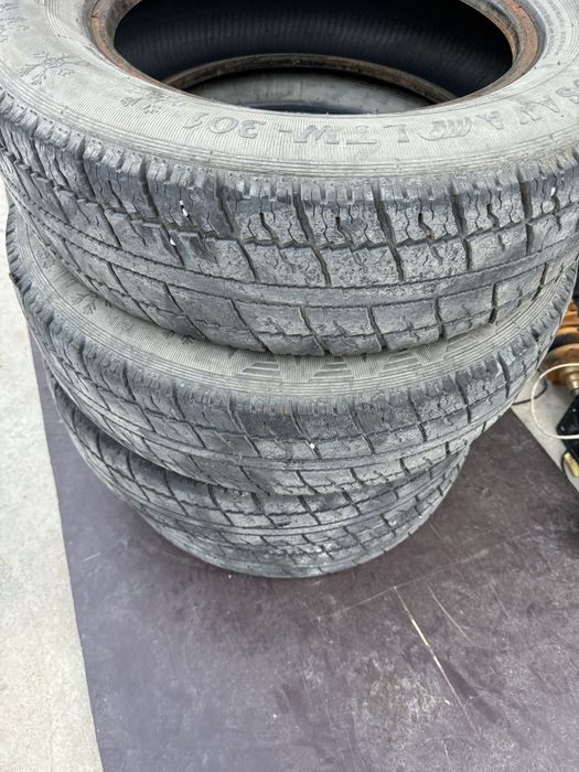Покрышки 185 75 r16 с много комплект есть газель