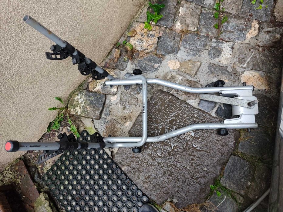 Suport 4 biciclete-Thule pe carlig -suporta încărcare totală de 60kg!
