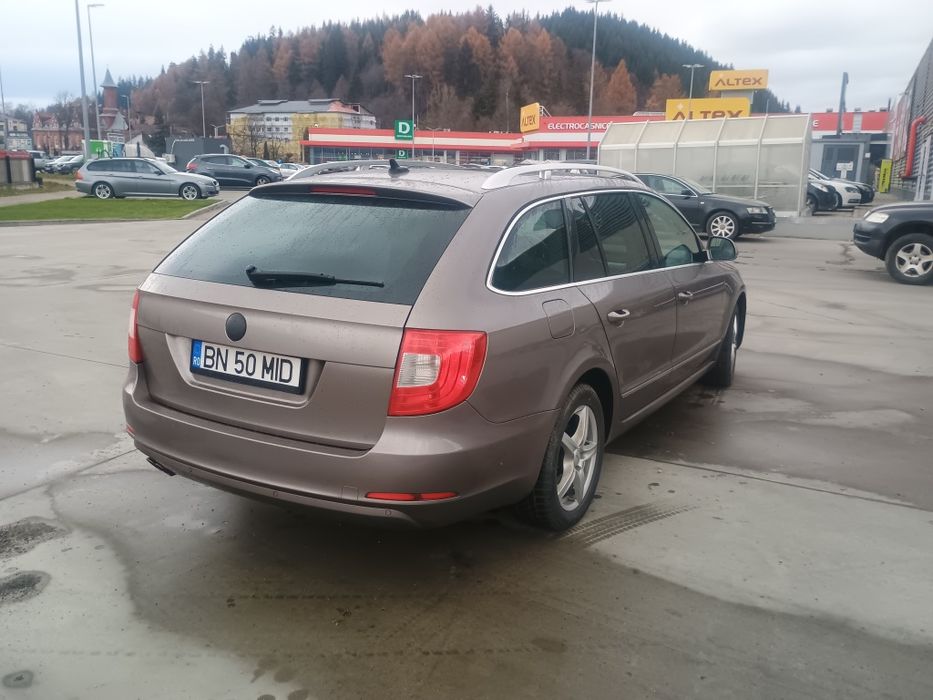 Skoda Superb,  170 CP, 4x4, cauciucuri noi,