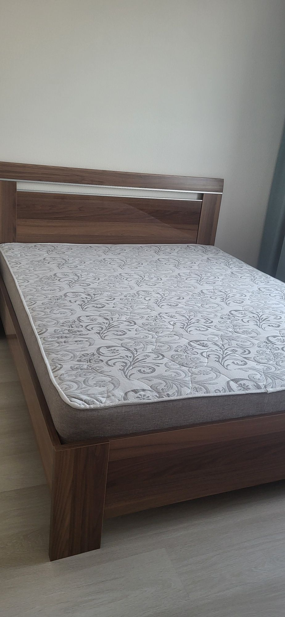 Продаю кровать Шатура
