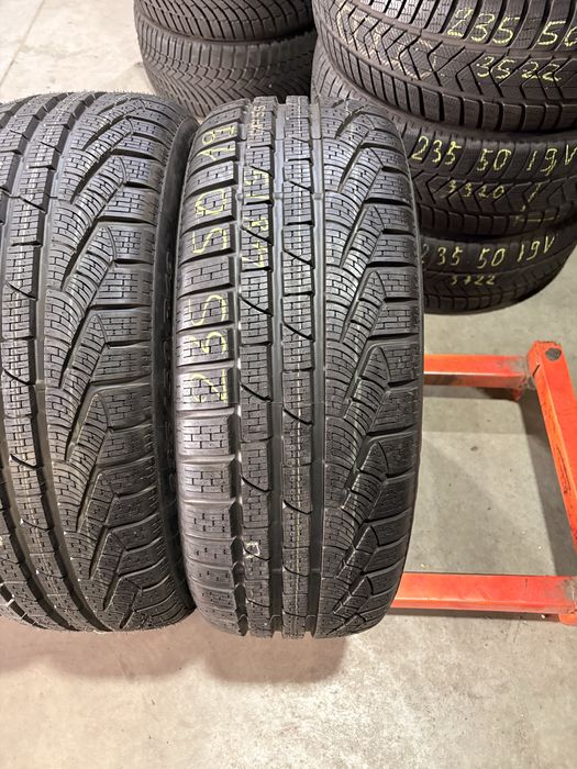 Anvelope iarna 235/50/19 Pirelli Sottozero 2 235 50 19 R 19