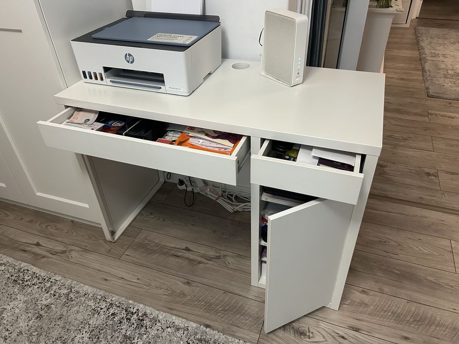 Vand birou ikea alb